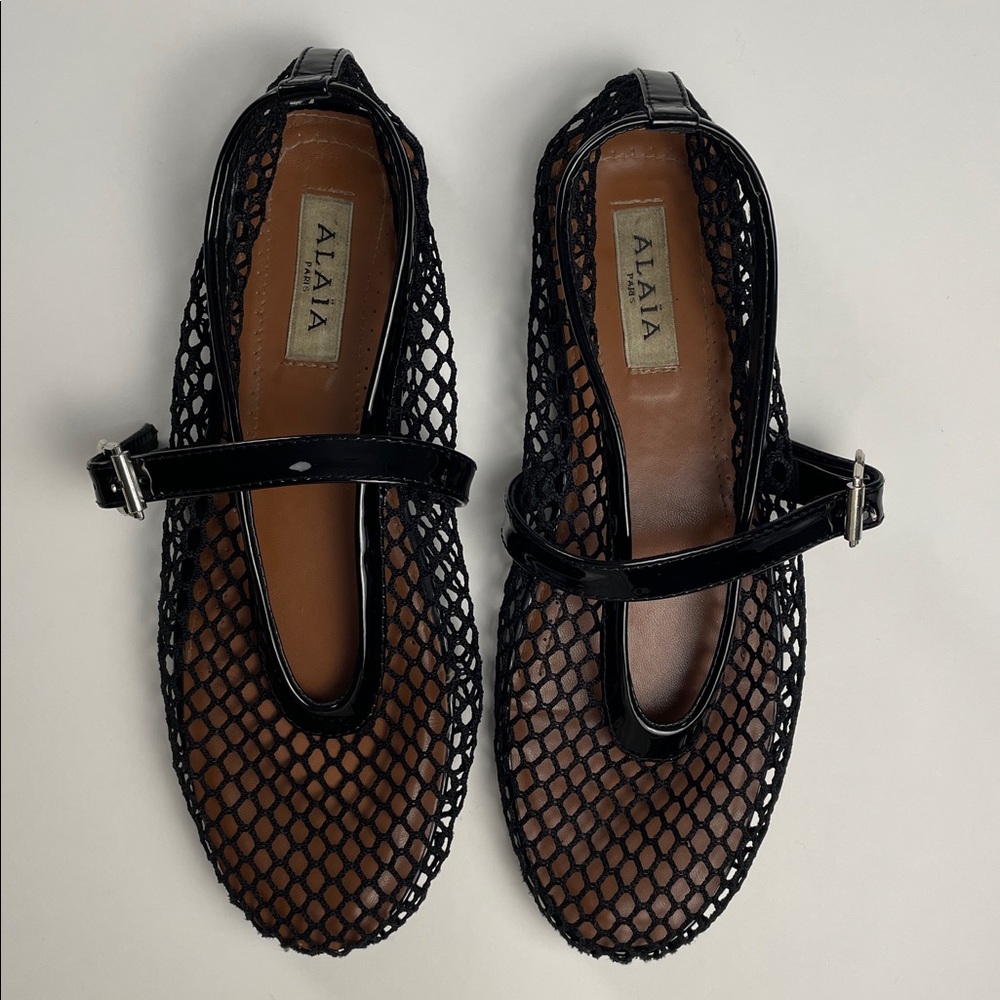 ALAÏA Black Mesh Fishnet Ballet Flats. EU 40 / US 10.